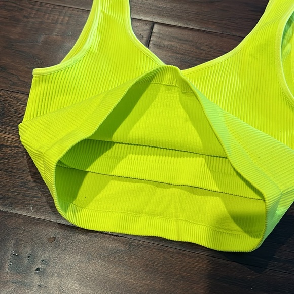 Neon Active Sports Bra + Biker Shorts 2pc Set - Picture 7 of 7
